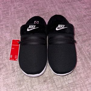 Nike Burrow Slippers (Black) NEW